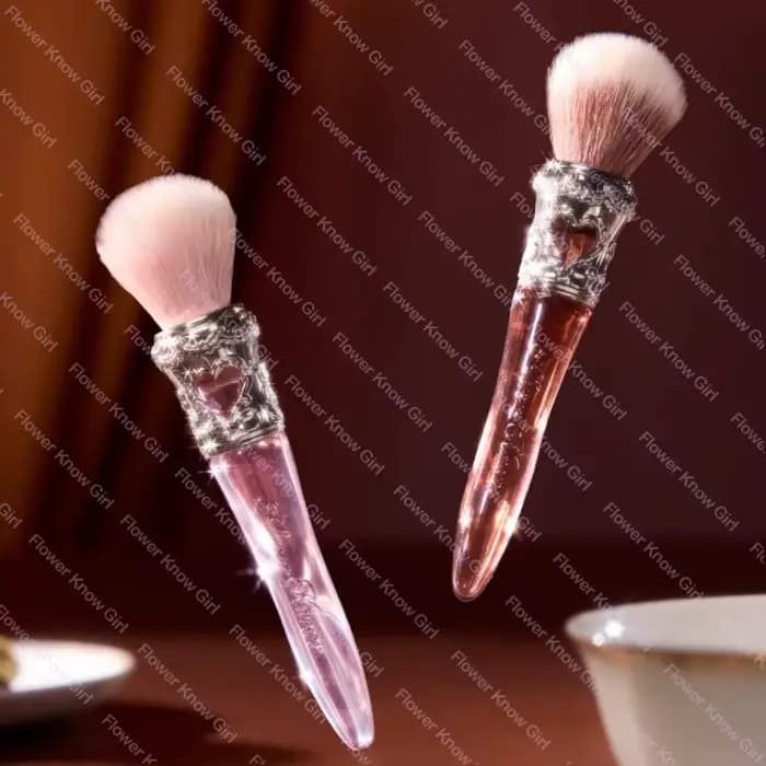 Flower Knows The Sweetie Bear Collection Blush Brush Laine Poudre Libre Surligneur Pinceaux