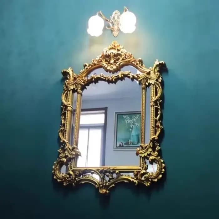 Miroir de maquillage moderne doré