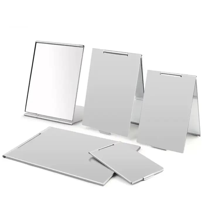 Petit miroir pliant en aluminium