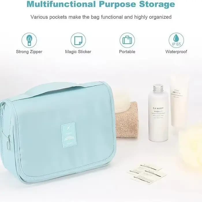 Trousse de toilette suspendue