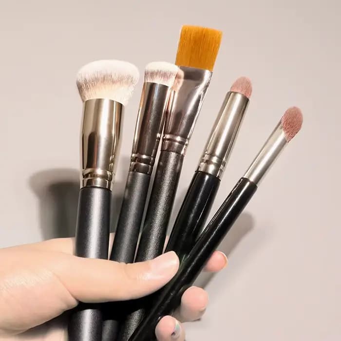 Grand pinceau de maquillage pour le visage