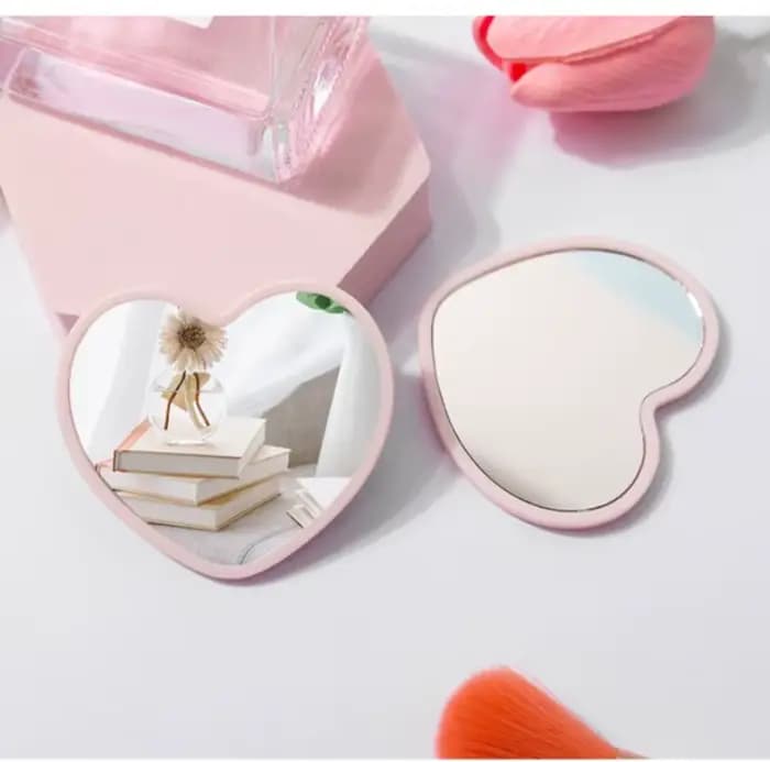 Mini miroir de maquillage mignon en forme de cœur