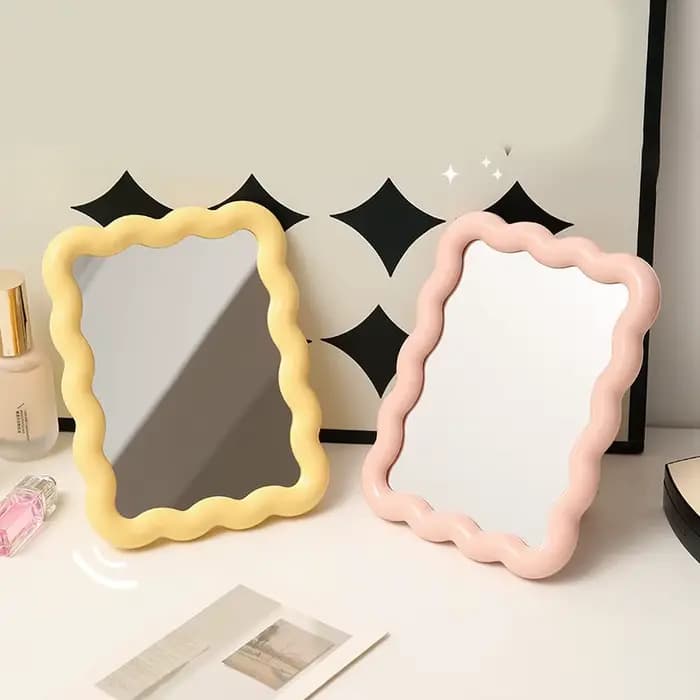 Miroir de maquillage de bureau ondulé pour étudiant