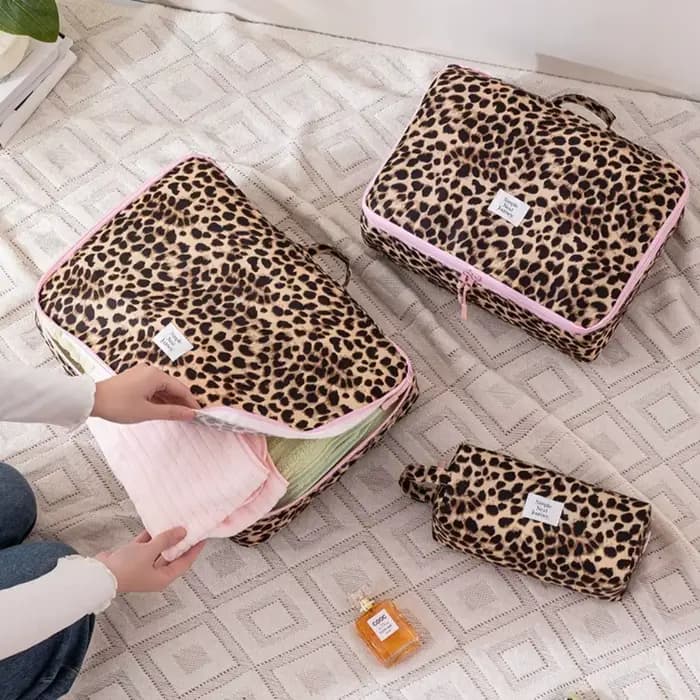 Trousse de maquillage léopard