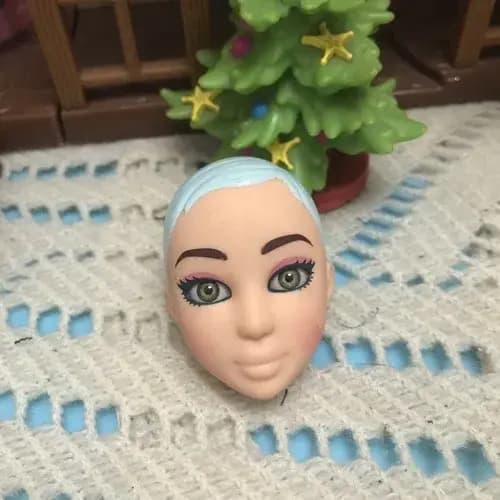 Tête pour poupée LIV, accessoires de maquillage