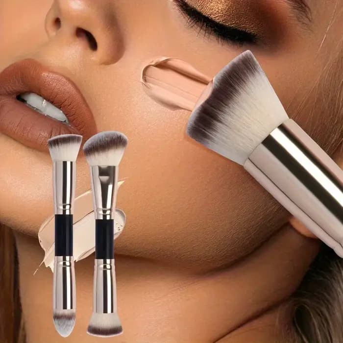 Lot de 2 pinceaux double embout pour fond de teint et blush