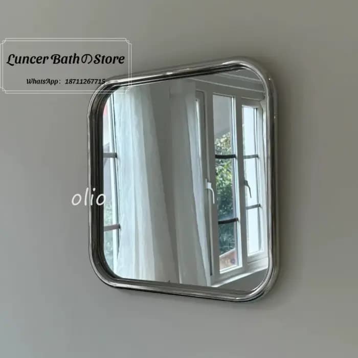 Miroir pleine longueur style INS