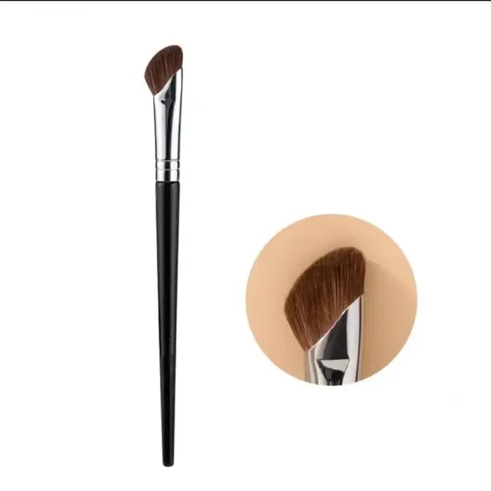 Pour les cernes gonflement cosmétique brosse inclinée faucille pinceaux de maquillage visage bronzant angle Contour