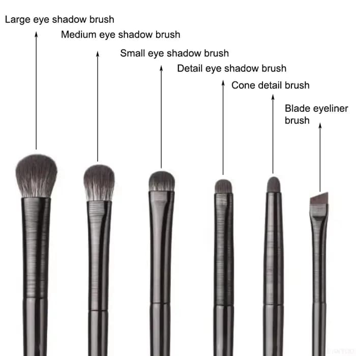Ensemble de pinceaux de maquillage pour les yeux noirs