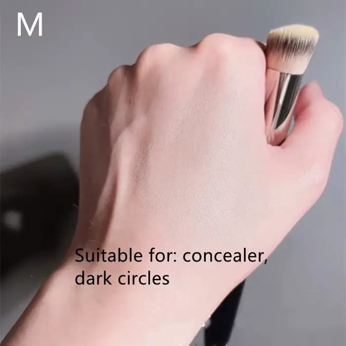 Pinceaux de maquillage synthétiques