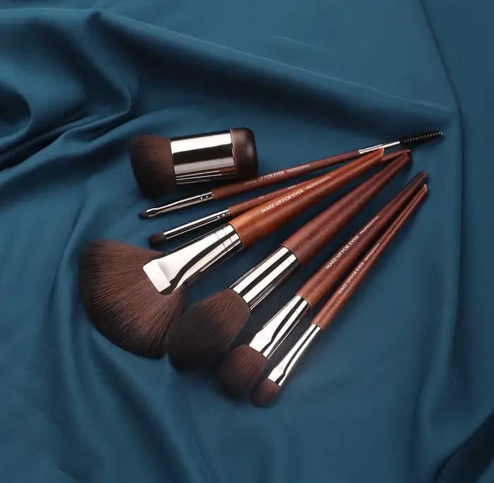 MUF série pinceau de maquillage MUF130