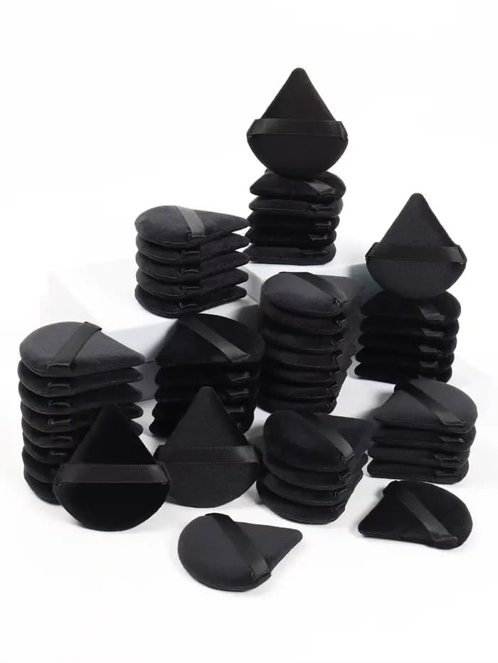 Triangle noir bouffée de poudre éponge de maquillage pour le visage doux velours cosmétiques bouffée