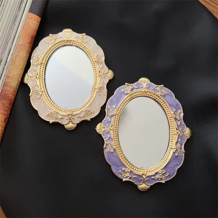 Mini miroir de maquillage rétro européen en Relief doré