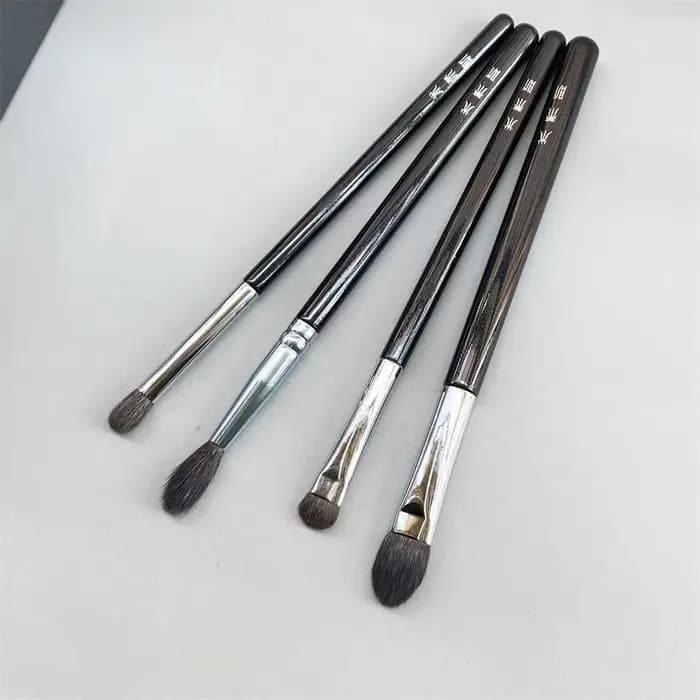 Ensemble de pinceaux de maquillage professionnels