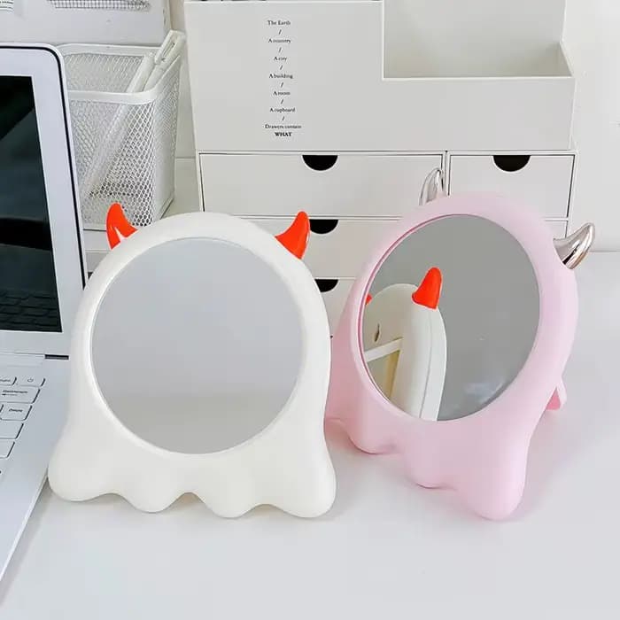 Autocollant ovale miroir à main maquillage lumière blanc miroirs debout Kawaii Design dortoir particulier Decorativos maison accessoires
