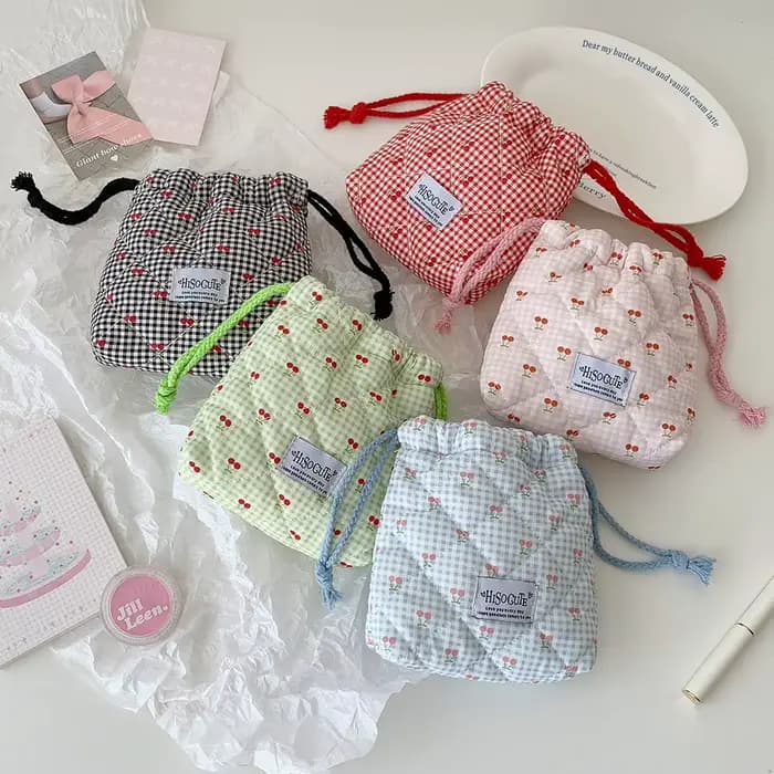 Sac de maquillage matelassé en coton avec cordon de serrage