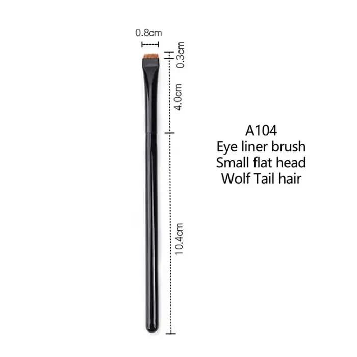 Brosse à sourcils et Eyeliner