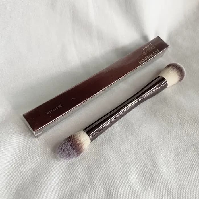 Sablier AMBIENT LIGHTING EDIT BRUSH Double extrémité poudre surbrillance Blush bronzant pinceau de maquillage