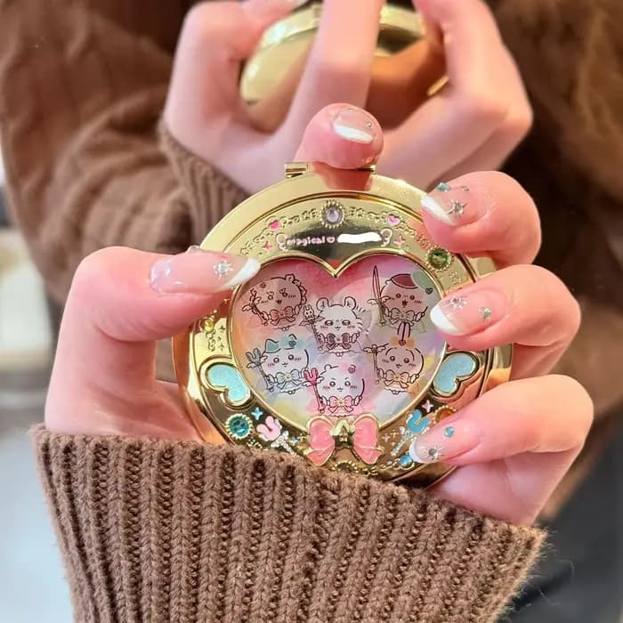Nouveau Miroir Compact en Forme de Cœur Magic Girl Hachiware Usagi Kawaii Double Face Portable pour Maquillage et Boîte à Bijoux Cadeau