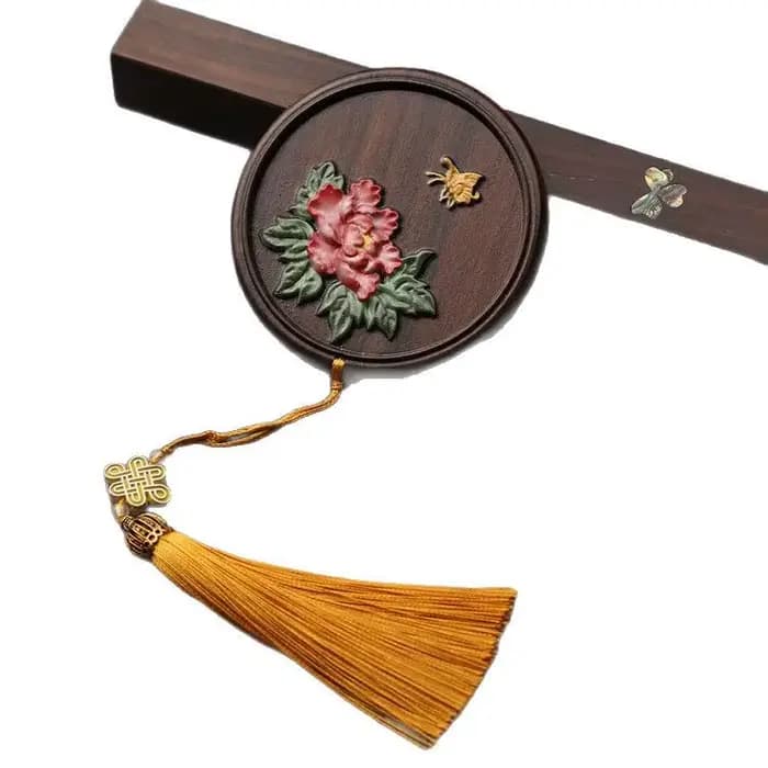 Miroir coloré et précieux