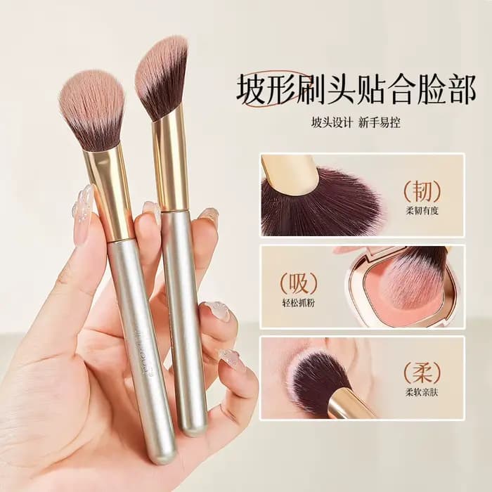 Pinceau à blush angulaire JONBOS : Pinceau de maquillage multifonctionnel pour estomper, contourner et illuminer