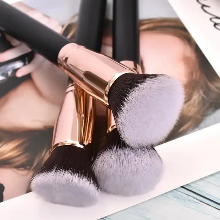 Pinceaux de maquillage fond de teint poudre libre correcteur mélange Blush brosse professionnel cosmétique beauté