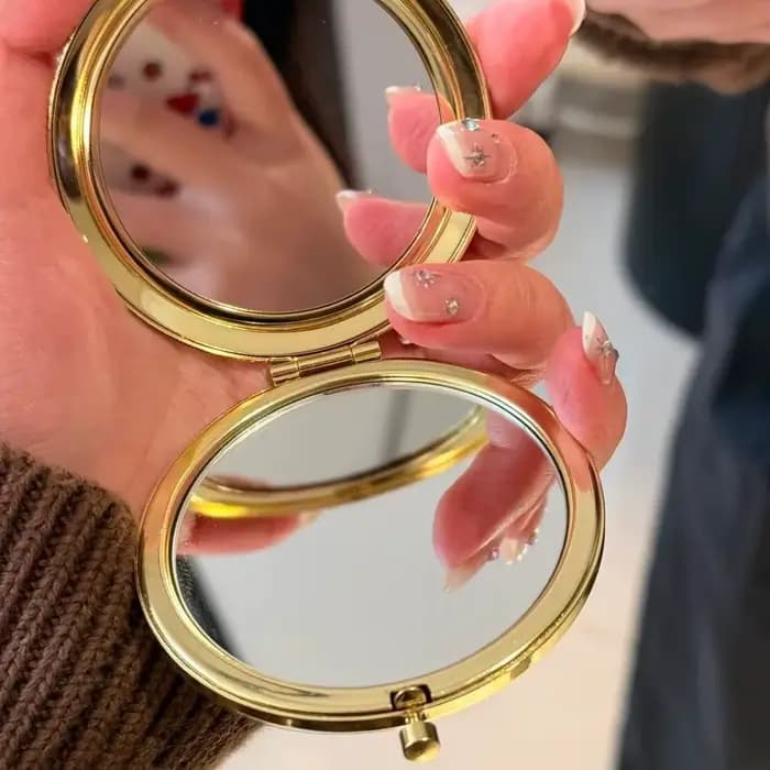 Miroir magique Usagi Hachiware pliable