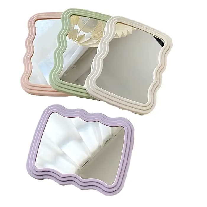 Miroir de maquillage de bureau ondulé pour étudiant