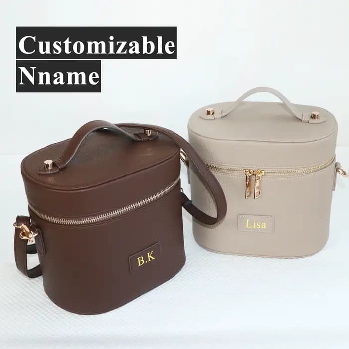 Pochette cosmétique en cuir personnalisable avec grand volume