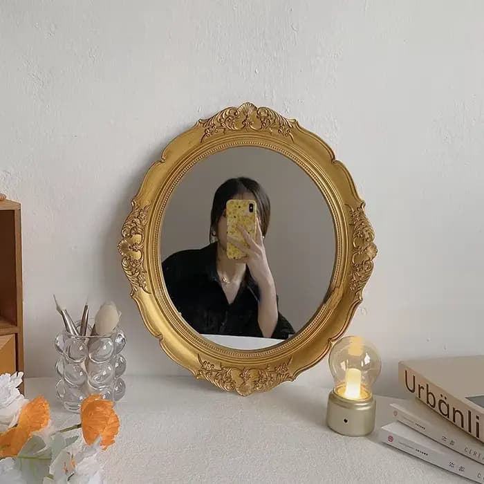 Miroir de courtoisie avec cadre baroque