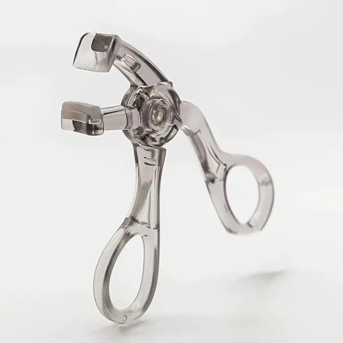 Recourbe-cils grand angle portable avec peigne intégré - pour toutes les formes oculaires | Débard