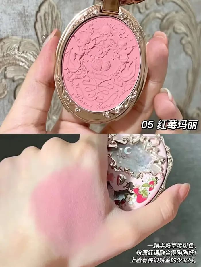 Palette de blush et de contour Flower Knows Unicorn Strawberry Rococo Embossed