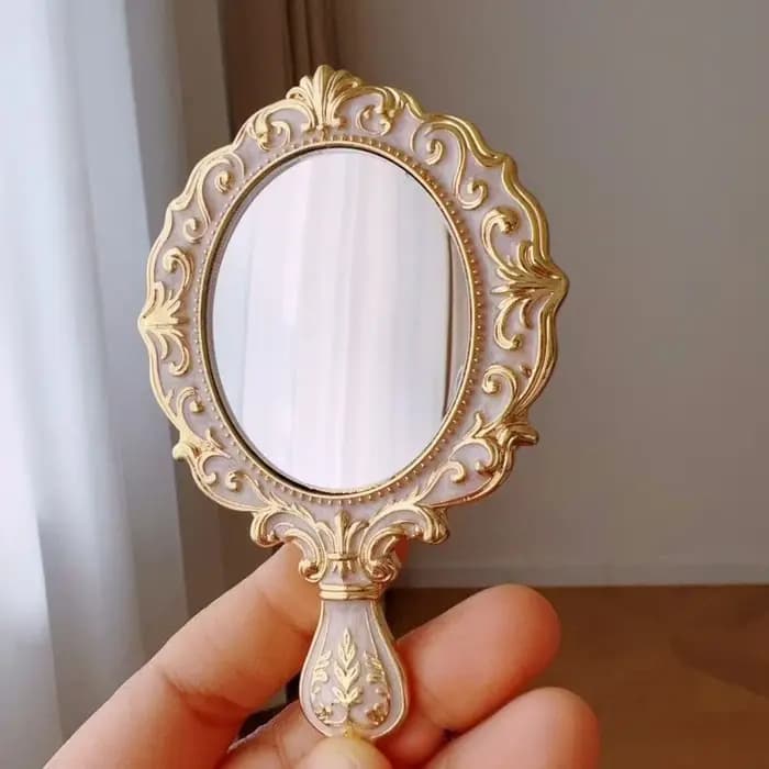 Miroir de cour portable rétro européen