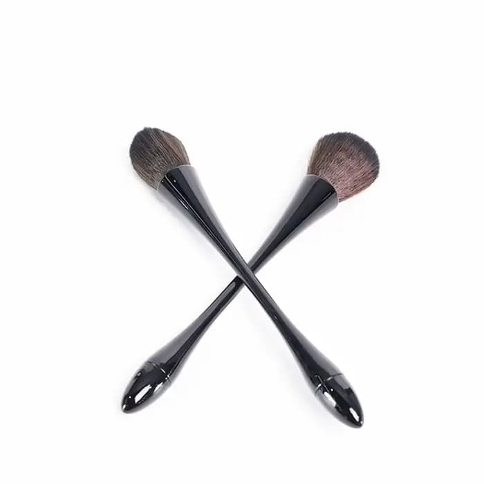 2 pinceaux de maquillage professionnels multi-usages