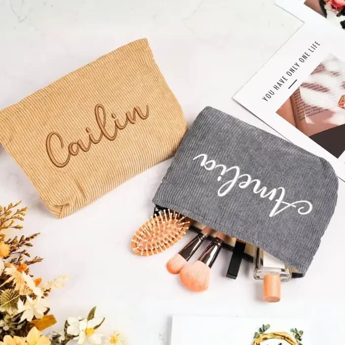 Trousse de maquillage en velours côtelé brodée