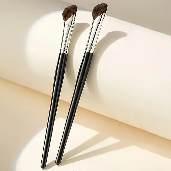 Ensemble de 2 pinceaux de contour angulaires pour le nez