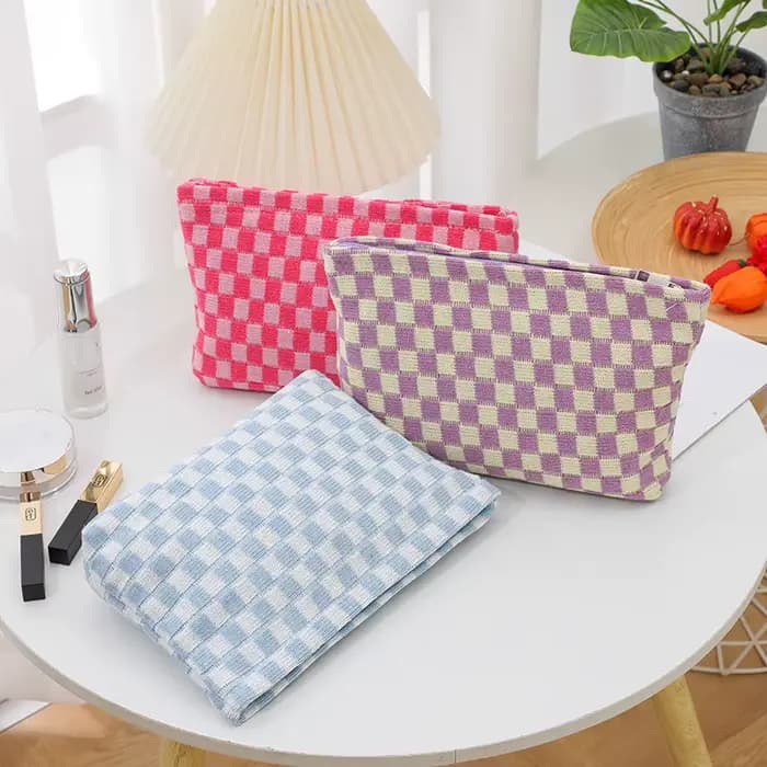 Trousse de maquillage à carreaux
