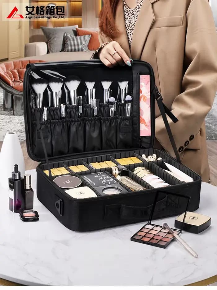 Trousse de maquillage professionnelle en cuir imperméable