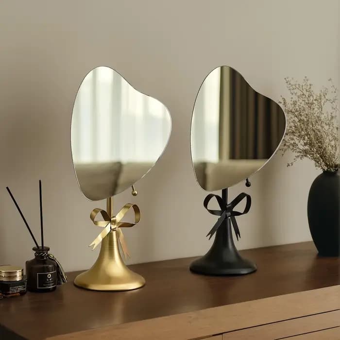 Miroir de maquillage en métal pour la maison