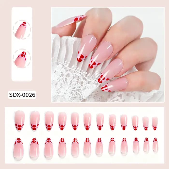 24 faux ongles dorés ondulés marron à motifs floraux avec strass et perles