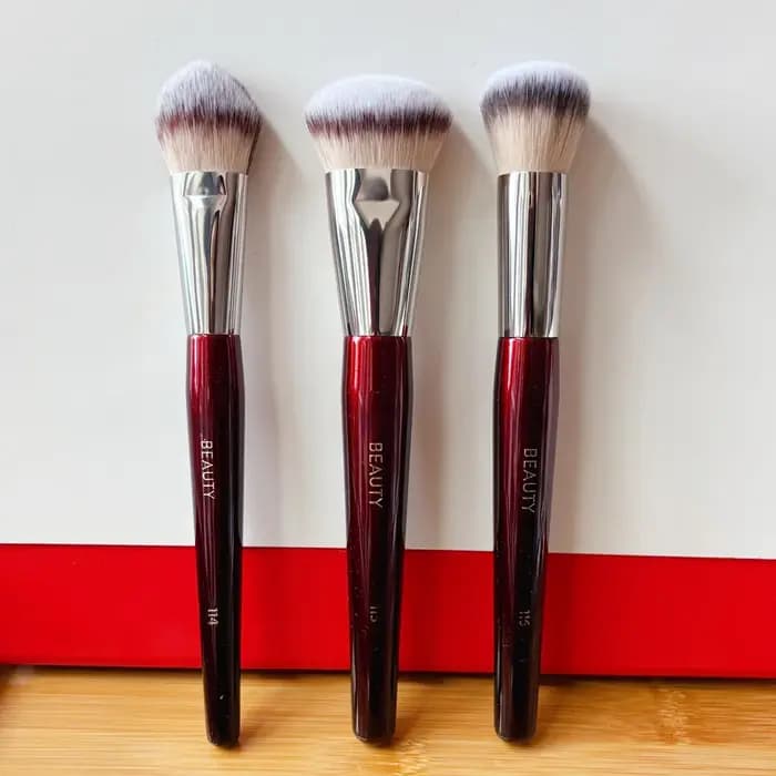 Ensemble de 3 pinceaux Core Complexion Trio : Pinceau visage 116 petit rond