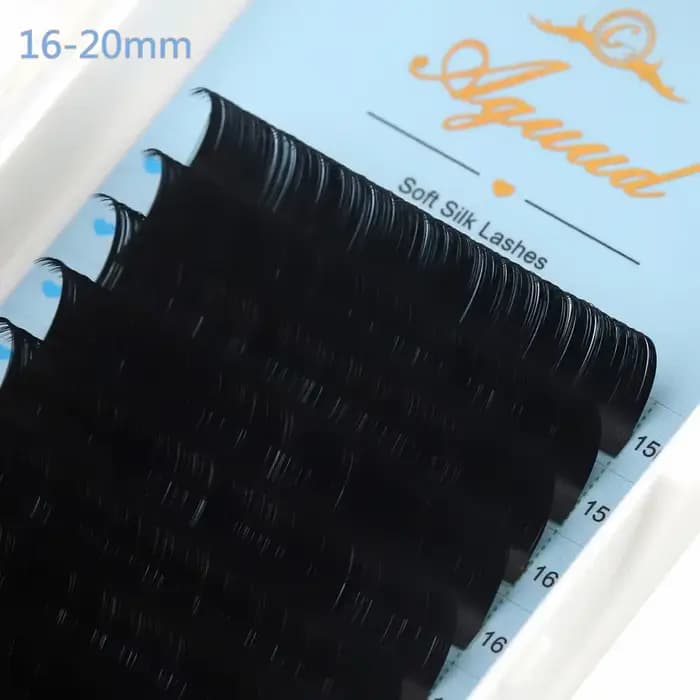 Extensions de Cils Individuels en Faux Vison