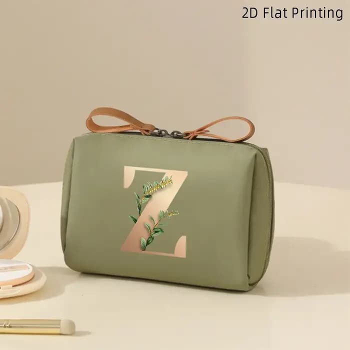 Trousse de maquillage avec 26 lettres
