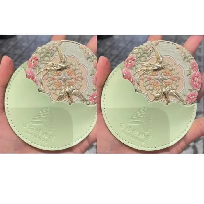 Miroir métallique en Relief portatif