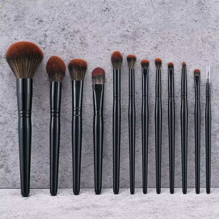 Ensemble de pinceaux de maquillage professionnels végétaliens noirs, fond de teint, poudre, contour,