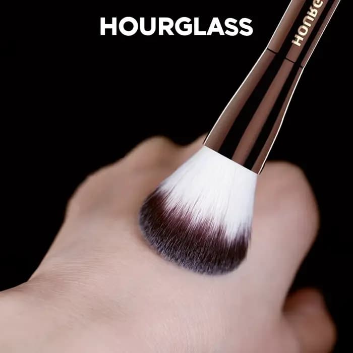 Pinceau de maquillage sablier-N °17, brosse d'édition d'éclairage, cheveux en fibres douces, Double tête, surbrillance, Design de mode, brosse simple pour le visage