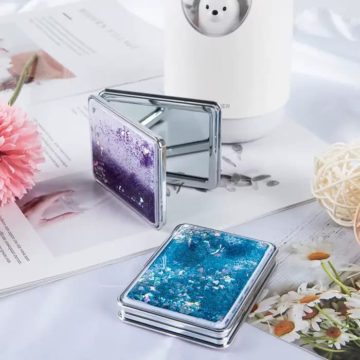 Mini miroir de maquillage de poche
