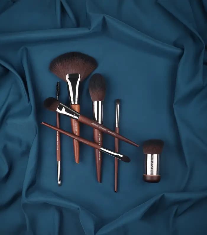 MUF série pinceau de maquillage MUF158 Double tête brosse en fibres douces poils marron poignée
