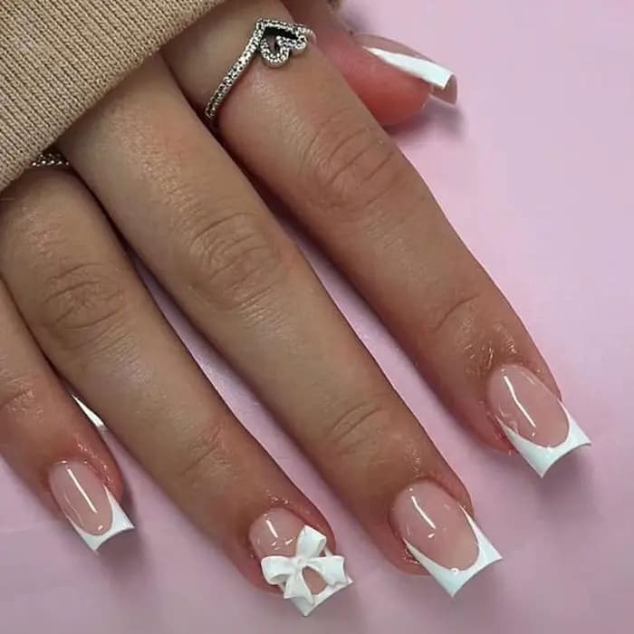 CuemployPusher-Faux ongles français, carré moyen, blanc, nœuds sur les ongles, poignées amovibles et
