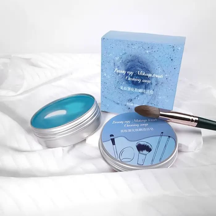 Savon nettoyant pour pinceaux de maquillage naturel